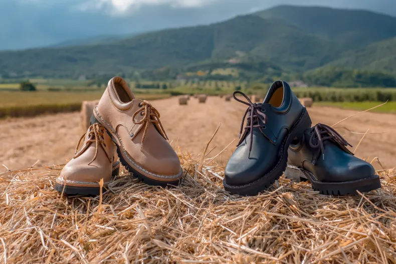 Work Shoe In Dark Brown Leather And Vibram Rubber